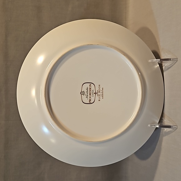 New Noritake Blue Moon 9022 Salad Plate - Picture 4 of 6